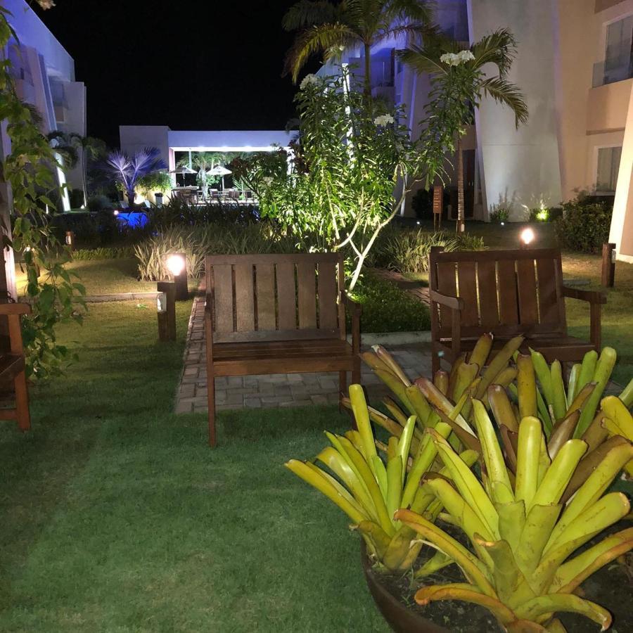 Apto Guarajuba Praia Condominio Porto Smeralda-100 Metros Da Praia Екстер'єр фото